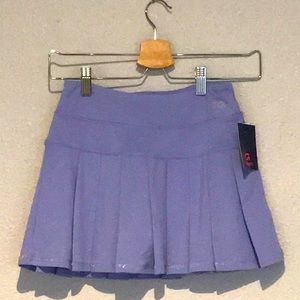 Girl’s GapFit athletic skirt with built-in shorts